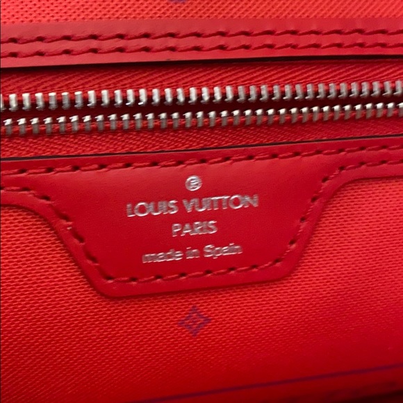 ‼️SOLD‼️👛💯% Auth.LV Escale Rouge NF MM - Picture 9 of 12